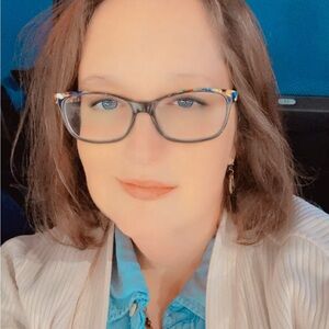 Meet your Posher, Keysa